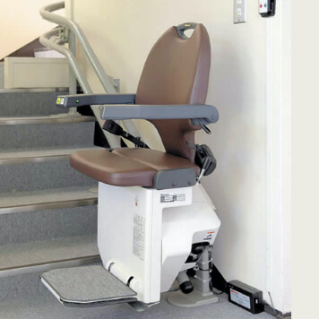 階段昇降機 段差解消機の販売 レンタルならスマイルケア